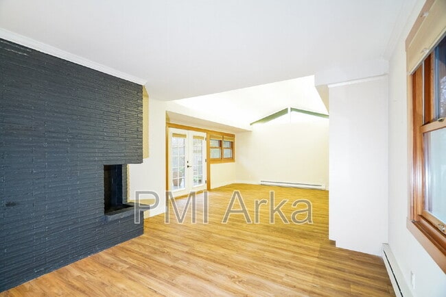 185 SW Francis Ln in Issaquah, WA - Building Photo - Building Photo