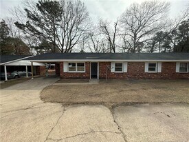 4730 Rosehill Rd in Fayetteville, NC - Building Photo