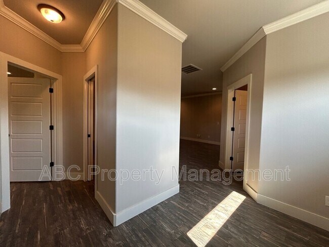 3100 SW Warberry Ave in Bentonville, AR - Building Photo - Building Photo