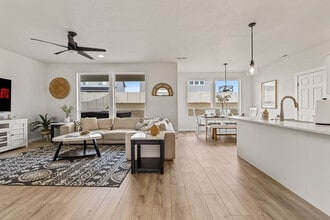 1424 W Bass River Dr in Meridian, ID - Building Photo - Building Photo