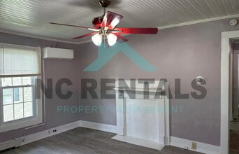 207 E Edgecombe St in Macclesfield, NC - Building Photo - Building Photo