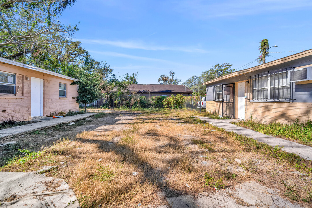 9416 N Mulberry St in Tampa, FL - Building Photo