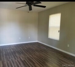 310 W Dampier St in Inverness, FL - Foto de edificio - Building Photo