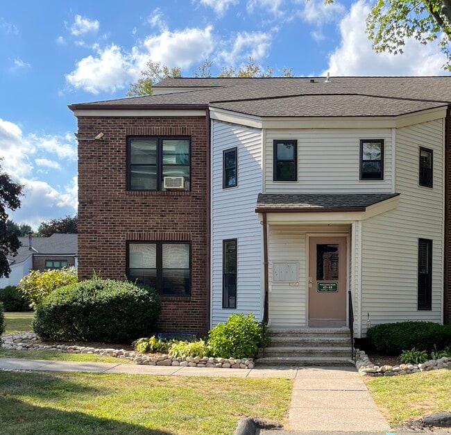 property at 47 Wellington Dr