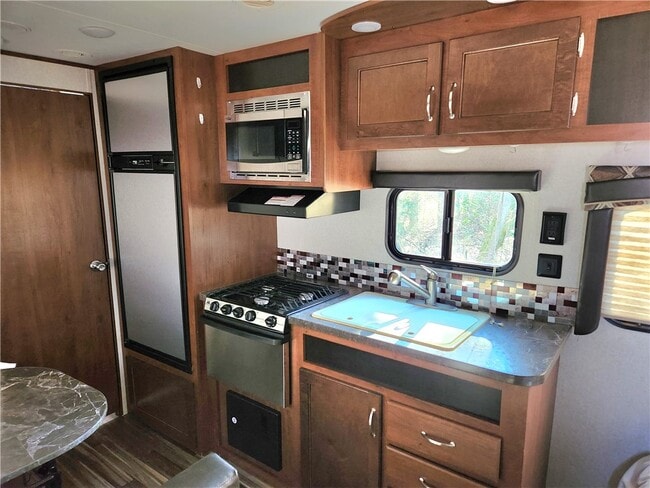 property at 315 Fairplay Rd