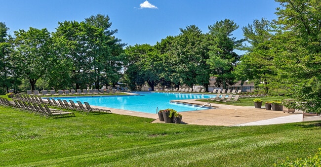 The Grand in Bensalem, PA - Foto de edificio - Building Photo