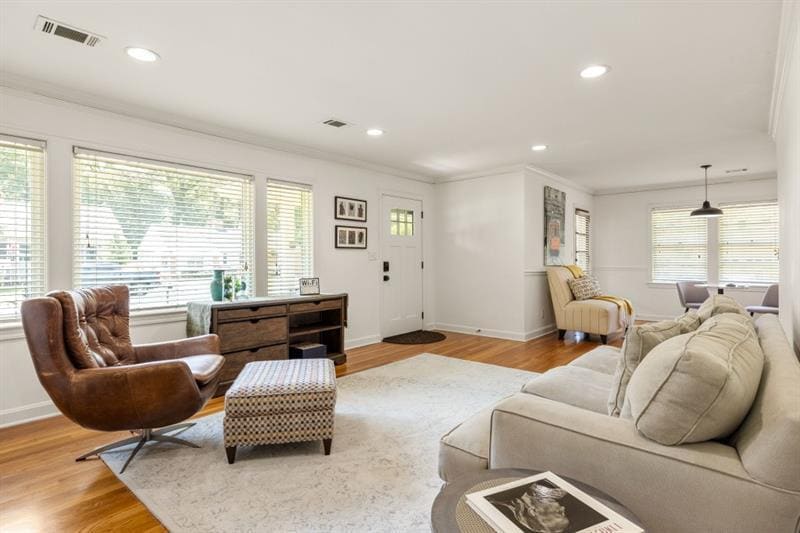 417 Lynnhaven Dr SW in Atlanta, GA - Building Photo