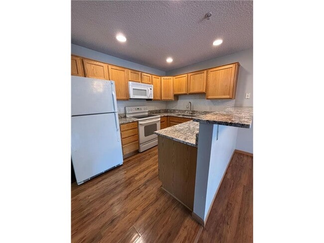 property at 4770 Underwood Ln N