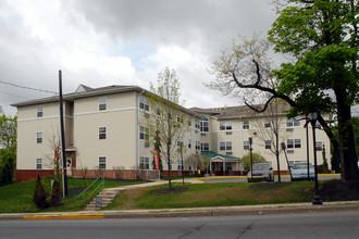 Belmont Knoll in Mt Pocono, PA - Building Photo - Building Photo