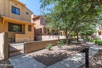 9551 E Redfield Rd in Scottsdale, AZ - Building Photo - Building Photo