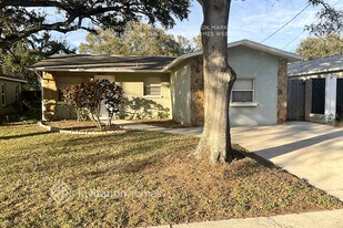 5857 79th Ave in Pinellas Park, FL - Building Photo