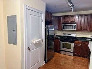 11 Cheriton Rd in Boston, MA - Building Photo - Building Photo