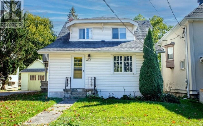 property at 600 Queen St