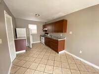 5412 Market St photo'
