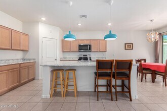 7167 E Teal Way in San Tan Valley, AZ - Building Photo - Building Photo