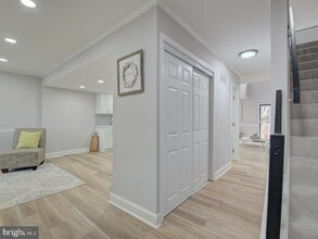 20465 Waters Point Ln in Germantown, MD - Building Photo - Building Photo