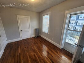 64 Whitten St in Boston, MA - Building Photo