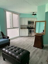 470 3rd St S in St. Petersburg, FL - Building Photo - Building Photo