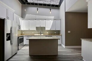 1026 S State St, Unit 2S in Lockport, IL - Building Photo