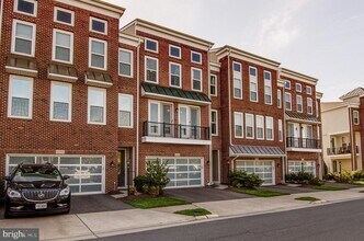 23488 Hillgate Terrace in Ashburn, VA - Building Photo - Building Photo