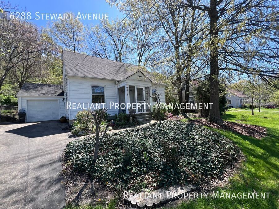 6288 Stewart Ave in Cincinnati, OH - Building Photo