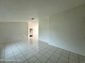 454 Vin Rose Cir SE in Palm Bay, FL - Building Photo - Building Photo