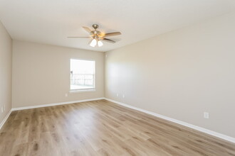 9854 St Bride Ln in Jacksonville, FL - Foto de edificio - Building Photo
