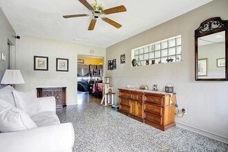 1721 Montcalm St in Orlando, FL - Building Photo - Building Photo