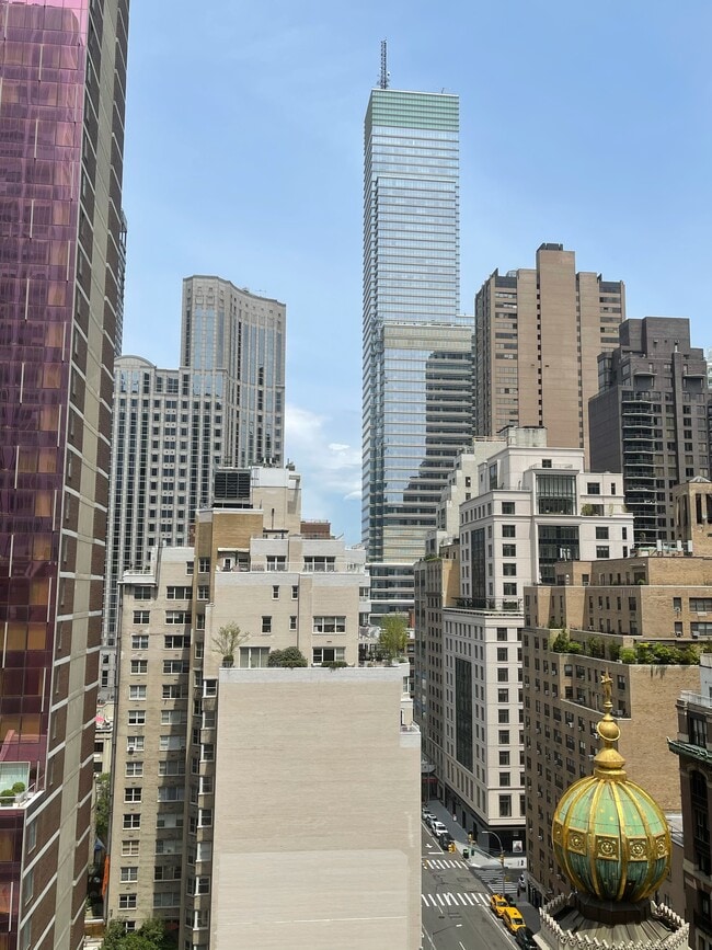 property at 135 E 54th St