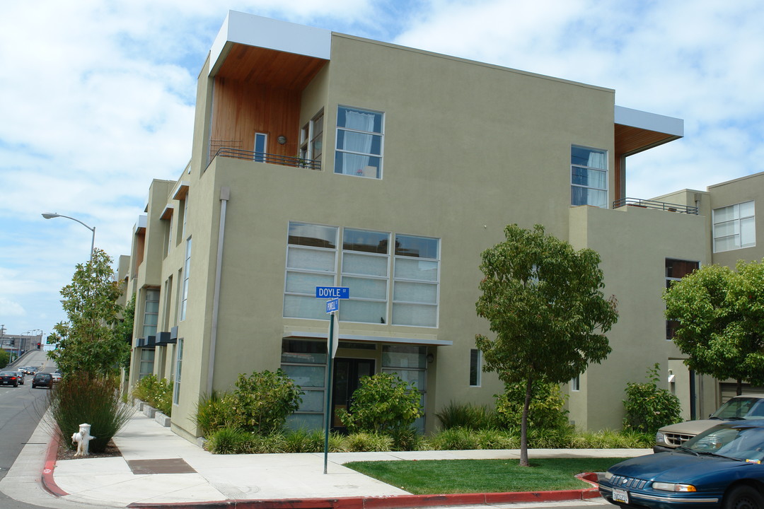 1324-1330 Powell St in Emeryville, CA - Building Photo