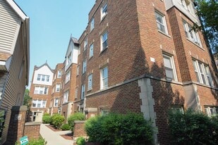 2944 N Albany Ave in Chicago, IL - Building Photo