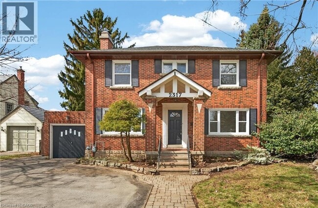 property at 2317 Lakeshore Rd.