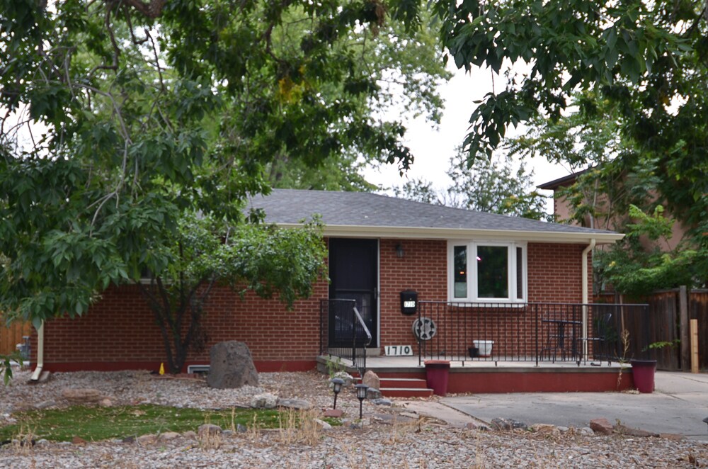 1710 Ulster St in Denver, CO - Building Photo