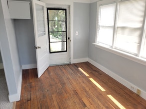 718 W 5th Ave in Warren, PA - Building Photo - Building Photo