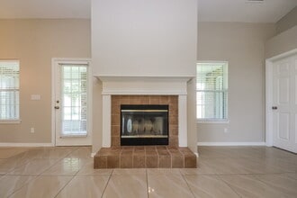 3209 Silverado Cir in Green Cove Springs, FL - Foto de edificio - Building Photo