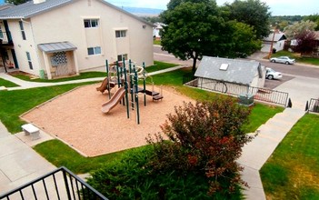 Spring Hill Apartments in Casper, WY - Building Photo - Building Photo