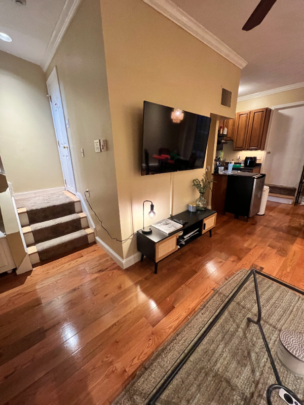 property at 48 Hereford St