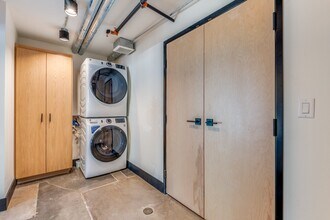 Haven Lake Highlands in Dallas, TX - Building Photo - Building Photo