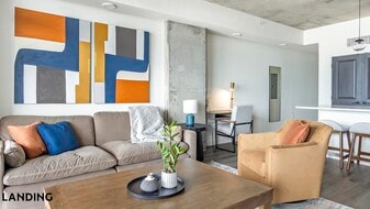 221 Main St N, Unit 1213 in St. Petersburg, FL - Building Photo