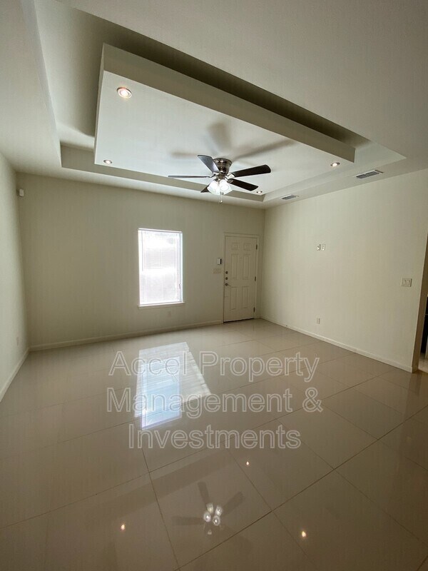 1715 W Smith Dr in Pharr, TX - Building Photo - Building Photo