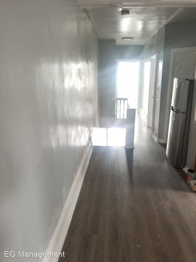 5151 Brown St in Philadelphia, PA - Building Photo - Building Photo