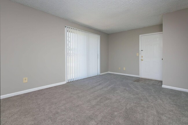 Nottingham in Murfreesboro, TN - Building Photo - Building Photo