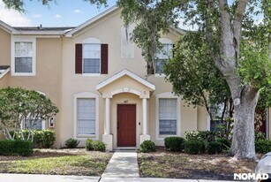 1417 Lyonshire Dr in Zephyrhills, FL - Building Photo