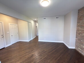 2754 N Richmond St, Unit 1 in Chicago, IL - Building Photo - Building Photo