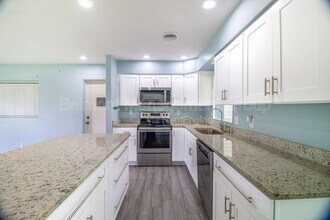 1868 Lake Spier Dr in Winter Park, FL - Building Photo - Building Photo