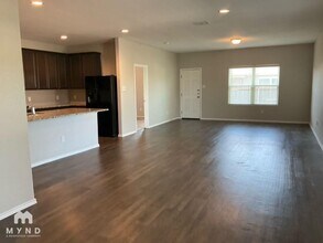 9038 Gibbons Trace in San Antonio, TX - Foto de edificio - Building Photo