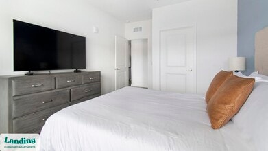 12525 Tibbets Ln, Unit 4404 in Jacksonville, FL - Foto de edificio - Building Photo