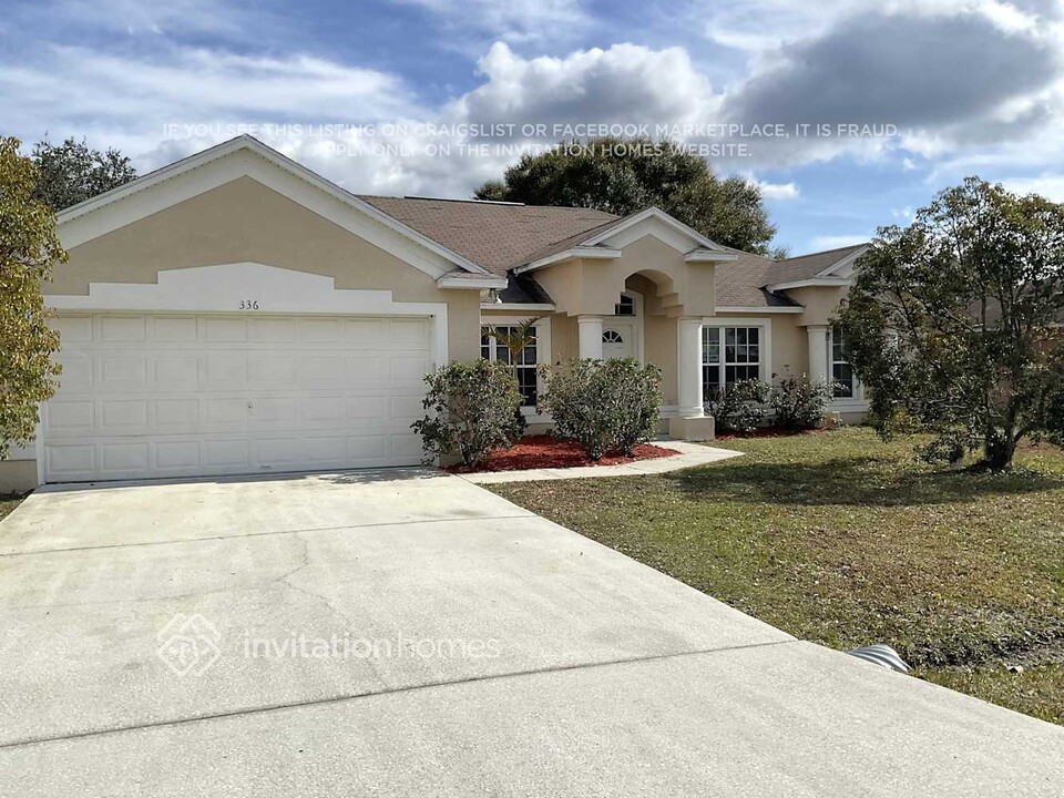 336 Baccarat Ct in Kissimmee, FL - Foto de edificio