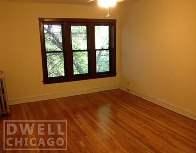 3302 W Schubert Ave, Unit Stu in Chicago, IL - Building Photo - Building Photo
