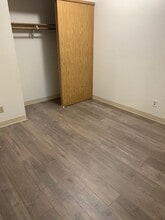 Mirrorwood Apartments in Seattle, WA - Building Photo - Building Photo